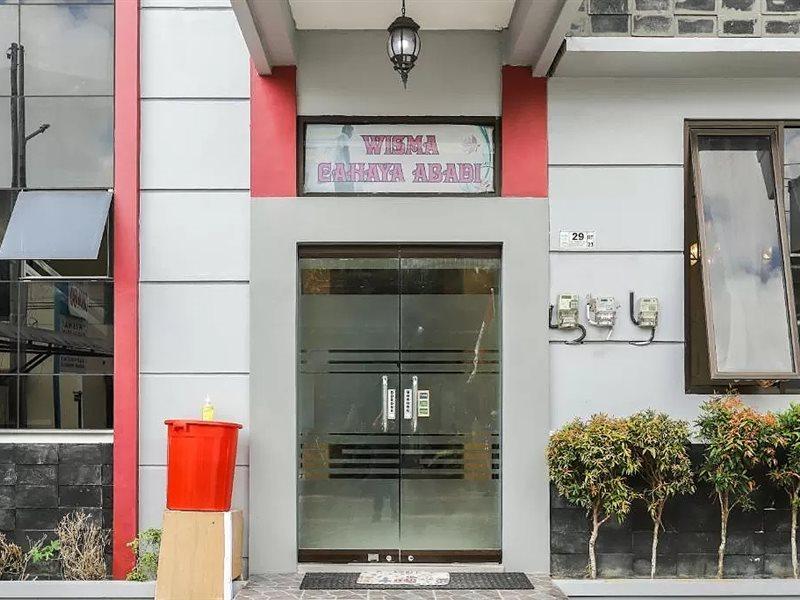 Reddoorz Near Cahaya Abadi Sepinggan Airport Hotel
